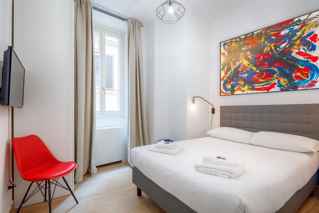 Town At Spanish Steps Apartment *